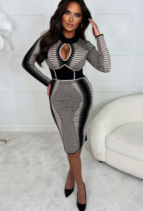 Women MOOCCI Dresses<Illusion Of Love Beige Long Sleeve Body Sculpt Illusion Knitted Midi Dress