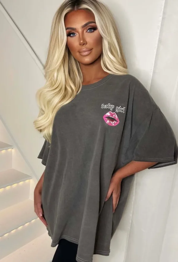 Women J5 FASHION Tops<Pretty Gal Grey Washed Oversized Lips Graphic T-Shirt